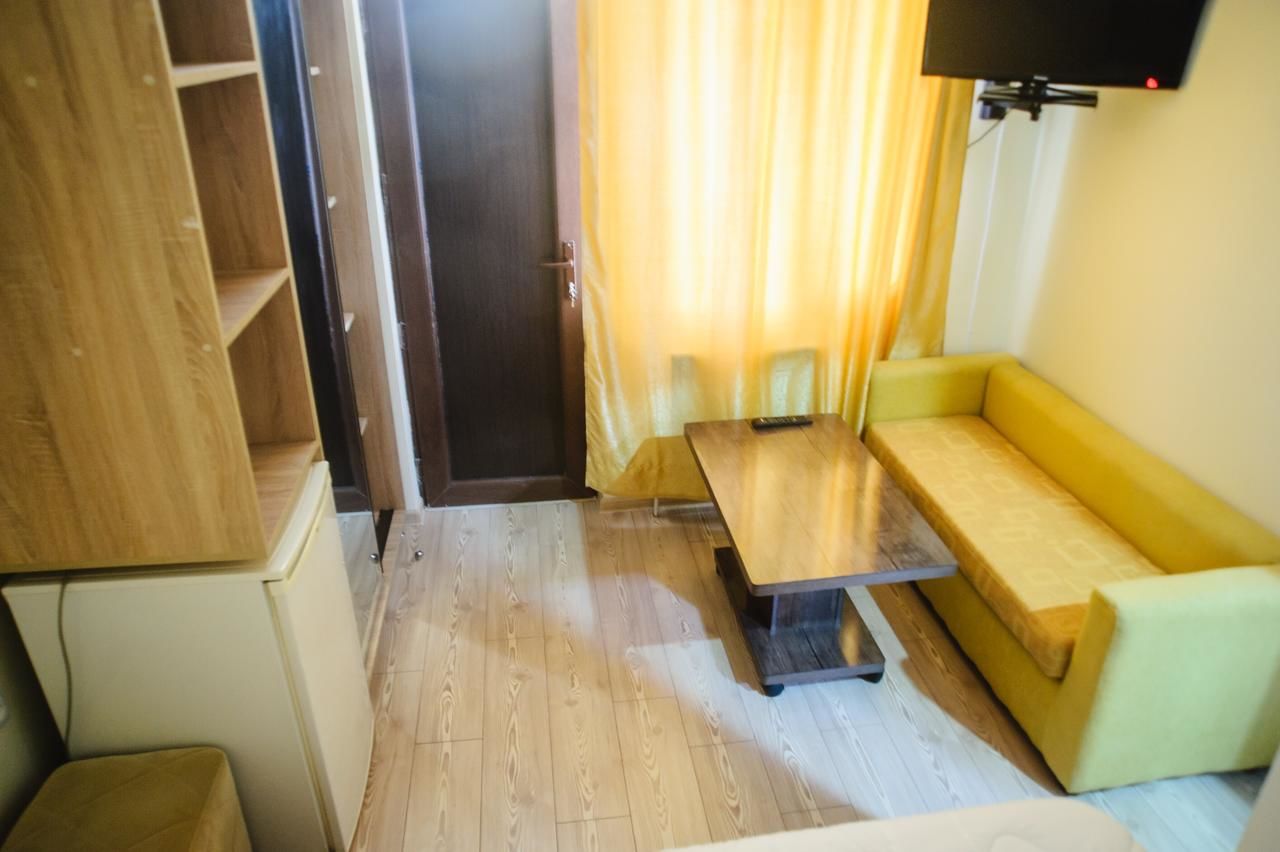 Отель Hotel Chveni Ezo Кобулети