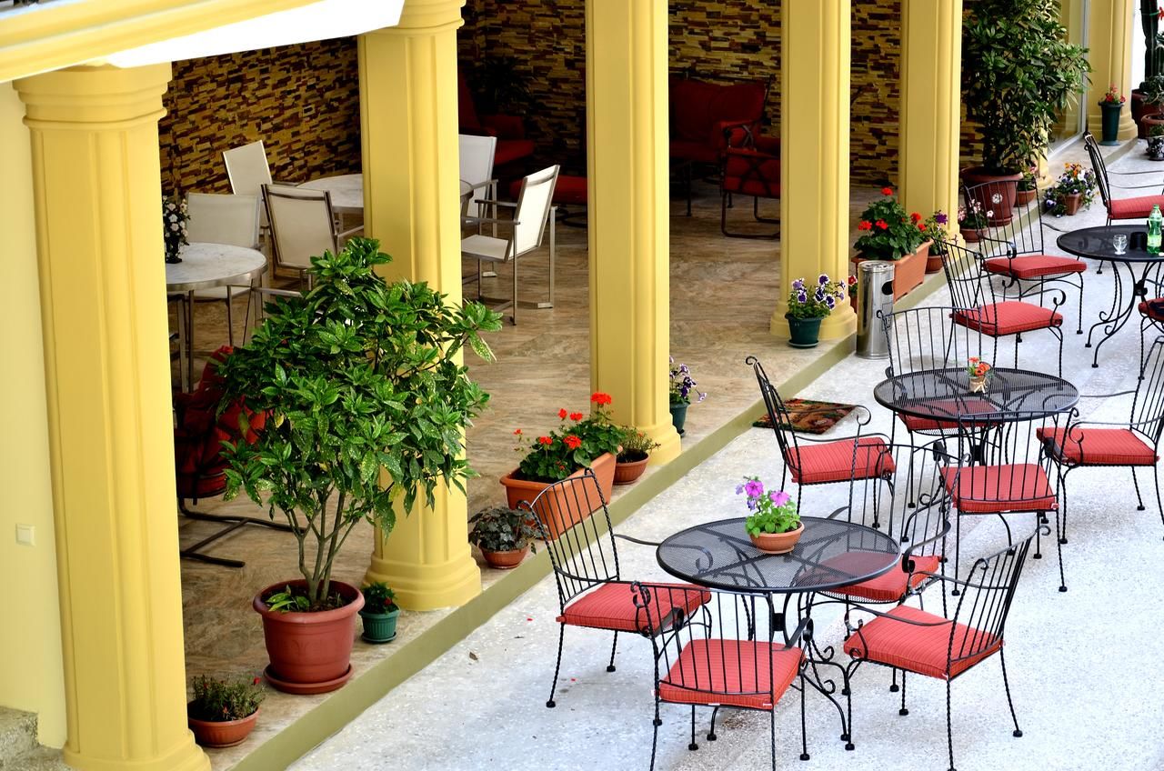 Отель Hotel Chveni Ezo Кобулети-8