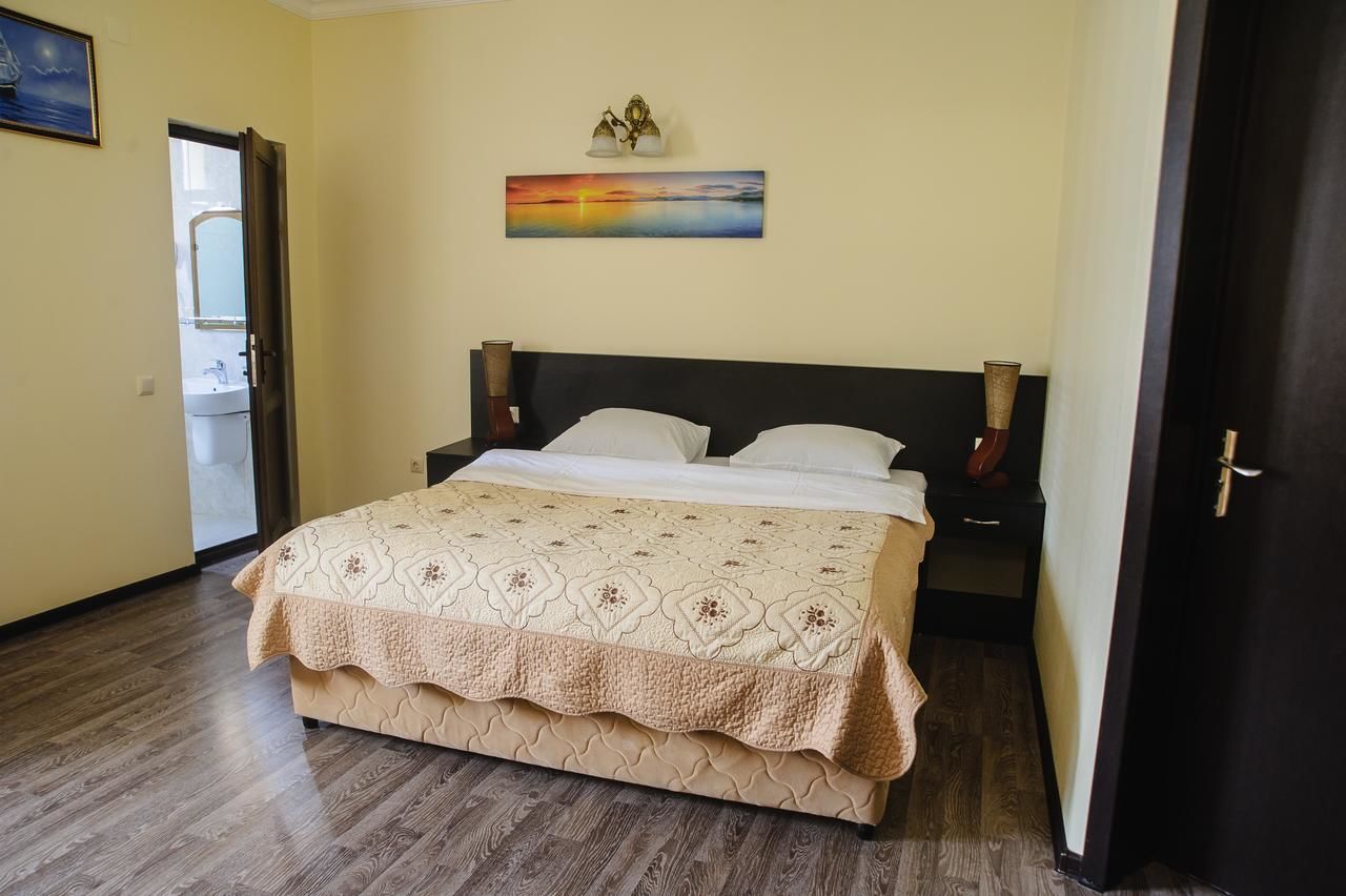 Отель Hotel Chveni Ezo Кобулети-11