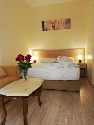 Отель Hotel Chveni Ezo Кобулети-5