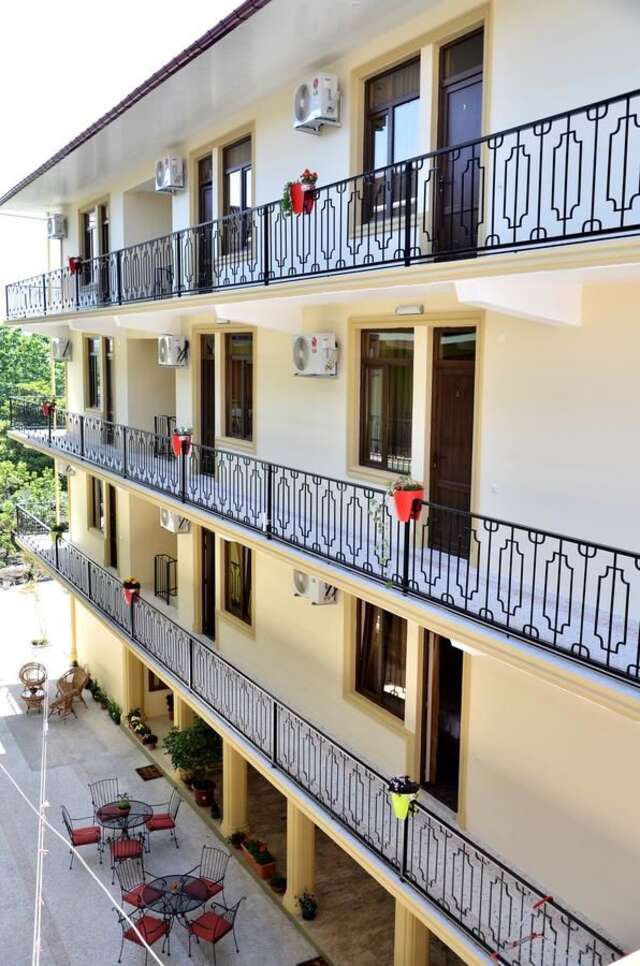 Отель Hotel Chveni Ezo Кобулети-5